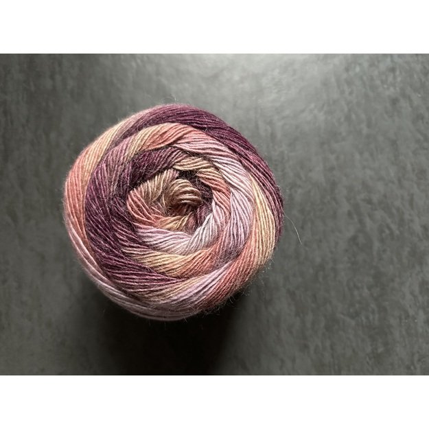 STYLISH ALPACA- 25% Alpaca, 75% Acrylic, 150 gr / 525 m, Nr 7715