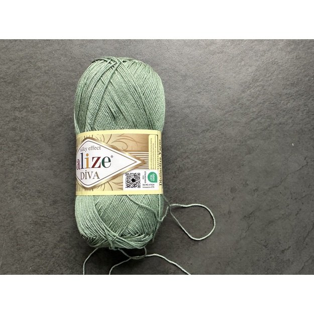 DIVA Alize- 100% microfiber acrylic, 100gr/ 350m, Nr 852