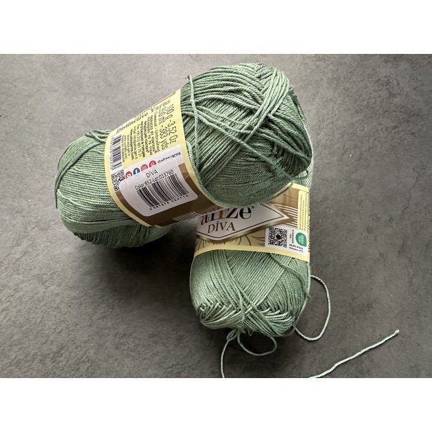 DIVA Alize- 100% microfiber acrylic, 100gr/ 350m, Nr 852