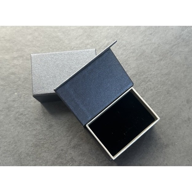 Dovanų dėžutė papuošalams su magnetu- 70x45x30 mm, grafito-sidabro sp.