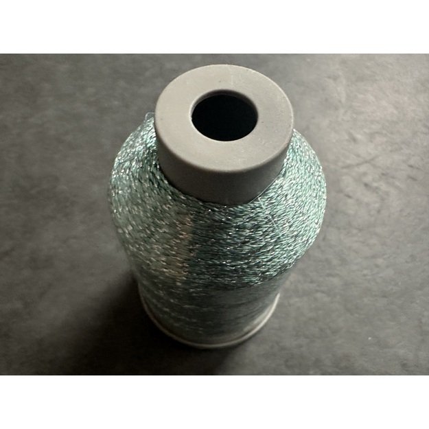 CAMELLIA - 91% polyester, 9%  metallic polyester, 50gr/450 m, Nr 427
