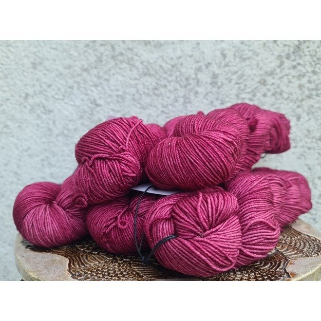 WOOL STAR Gazzal- 100% Superwash Merino Fine Wool, 100 gr/ 350m, Nr 3826