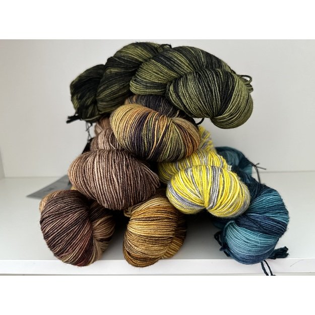 HAPPY FEET Gazzal- 75% Superwash Merino Wool, 25% Polyamide, 100gr/ 330m, Nr 3258