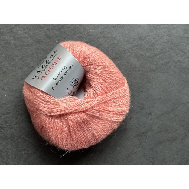 EXCLUSIVE Gazzal- 40% 19Mic merino, 10% kid mohair, 50% mulberry silk, 25gr/ 190m, Nr 9905