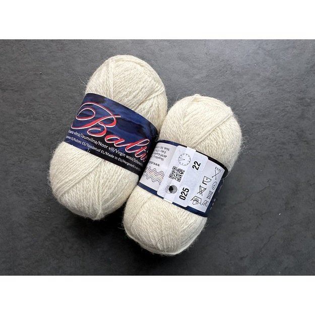 BALTICA- 100% Virgin wool, 50gr/ 250m, Nr 025