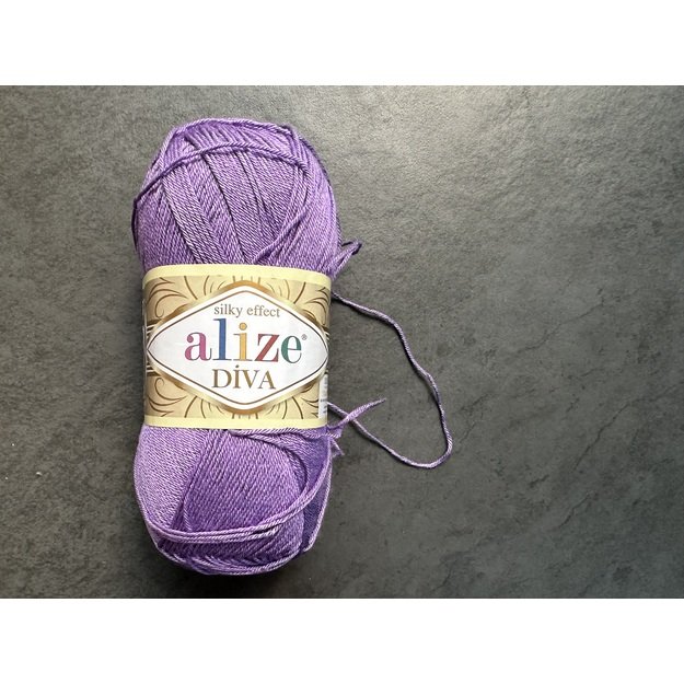 DIVA Alize- 100% microfiber acrylic, 100gr/ 350m, Nr 622