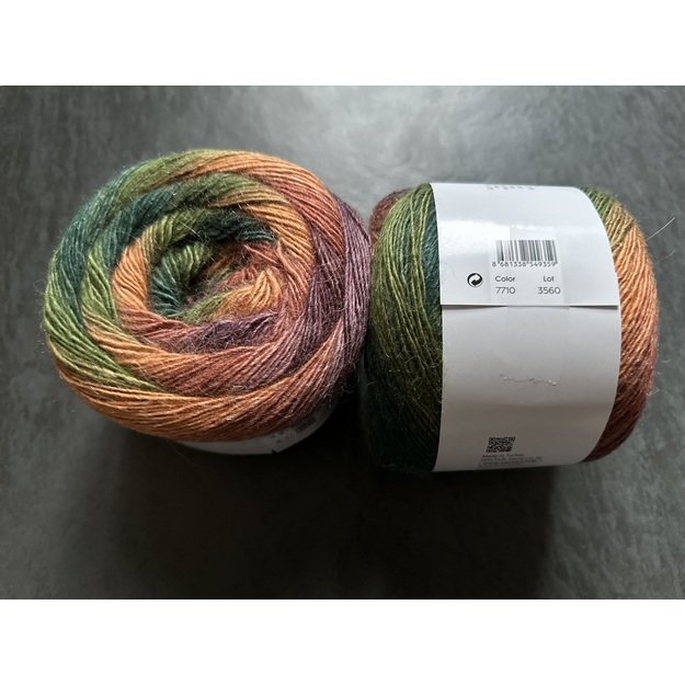 STYLISH ALPACA- 25% Alpaca, 75% Acrylic, 150 gr / 525 m, Nr 7710