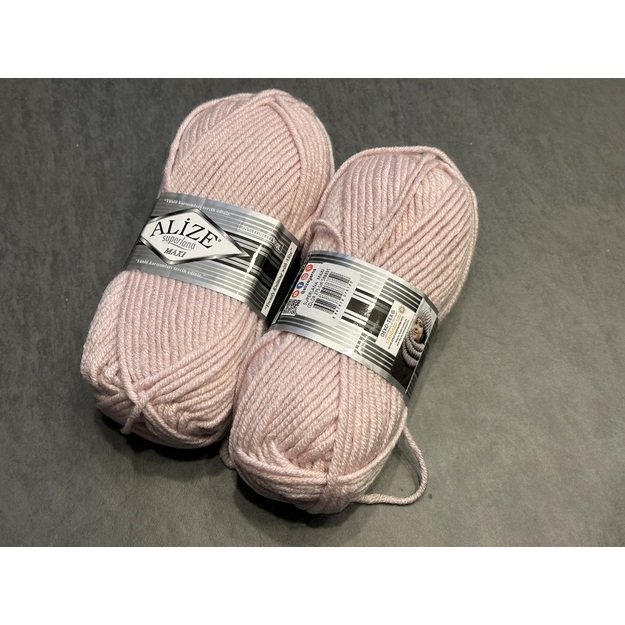 SUPERLANA MAXI Alize- 25% Wool , 75% Acrylic- 100 gr / 100 m, Nr 275