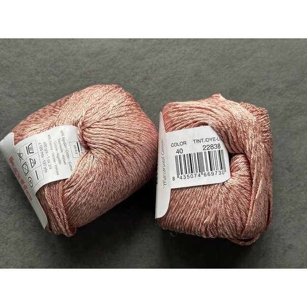 BRISA- 60% mercerized Cotton, 40% viscose, 50gr/ 125m, Nr 40