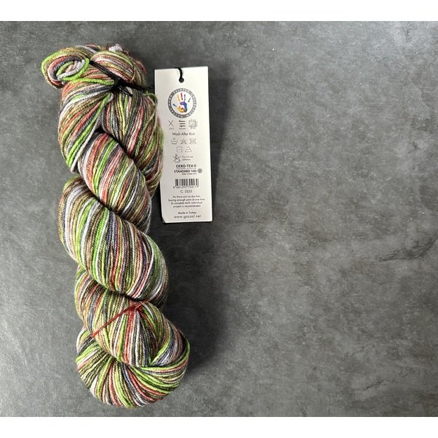 HAPPY FEET Gazzal- 75% Superwash Merino Wool, 25% Polyamide, 100gr/ 330m, Nr 3255