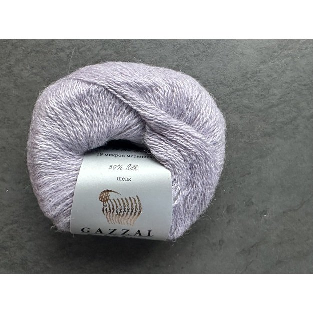 EXCLUSIVE Gazzal- 40% 19Mic merino, 10% kid mohair, 50% mulberry silk, 25gr/ 190m, Nr 9907