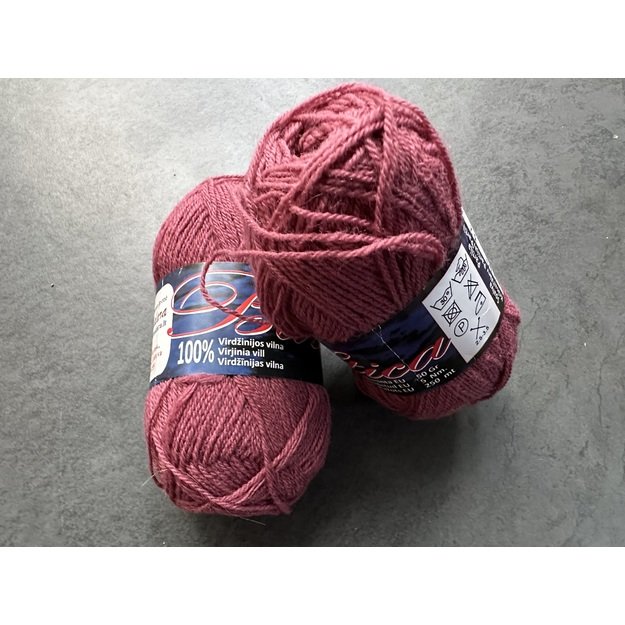 BALTICA- 100% Virgin wool, 50gr/ 250m, Nr 730