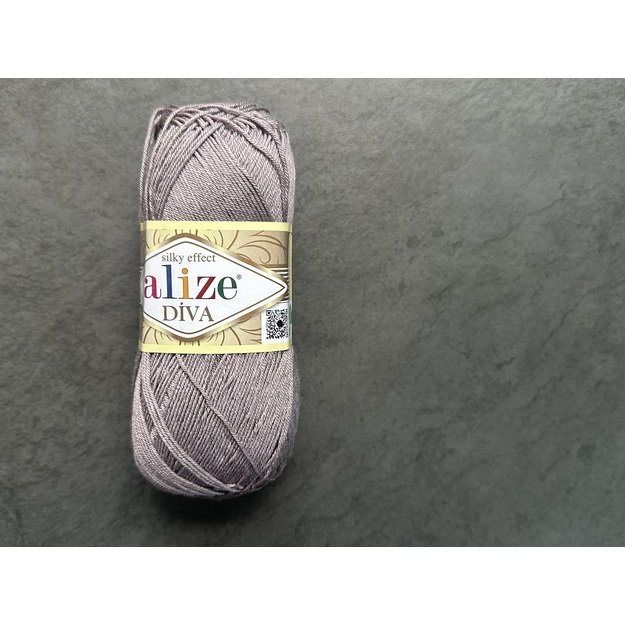 DIVA Alize- 100% microfiber acrylic, 100gr/ 350m, Nr 348