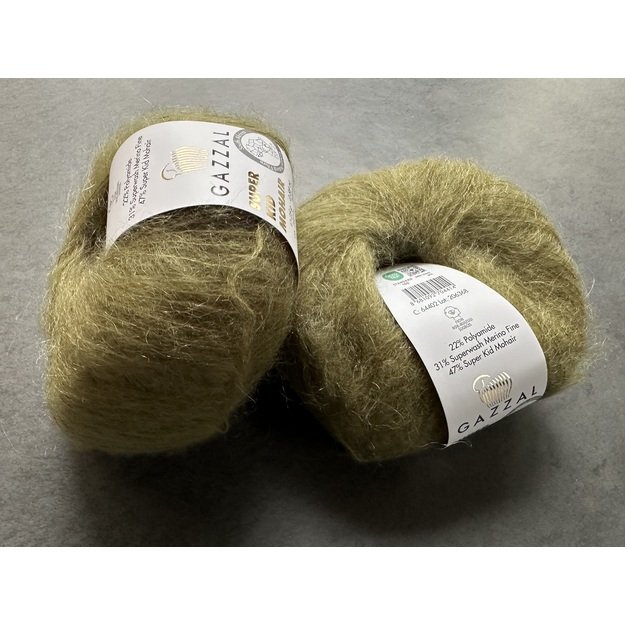 SUPER KID MOHAIR Gazzal- 22% polyamide, 31% superwash Merino fine, 47% super kid mohair, 25gr/ 237m, Nr 64402