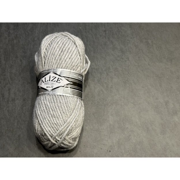 SUPERLANA MAXI Alize- 25% Wool , 75% Acrylic- 100 gr / 100 m, Nr 208