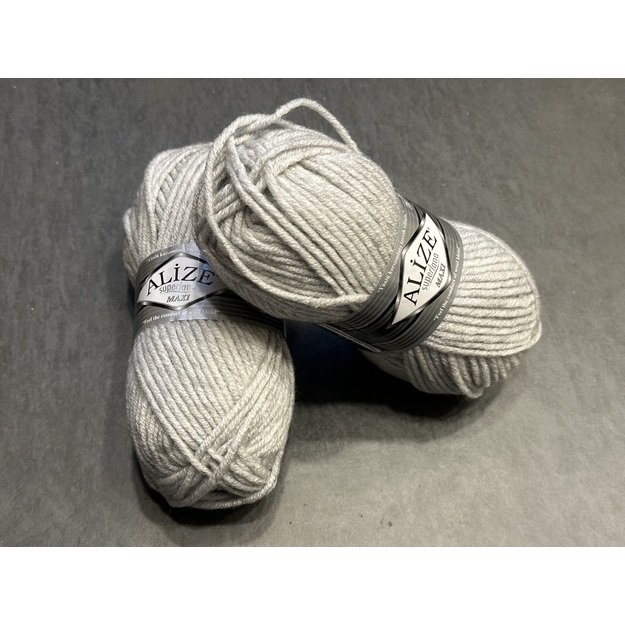 SUPERLANA MAXI Alize- 25% Wool , 75% Acrylic- 100 gr / 100 m, Nr 208