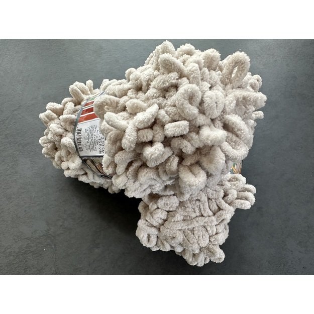 PUFFY FINE Alize 100% Micropolyester, 100 gr / 14,5 m, Nr 599