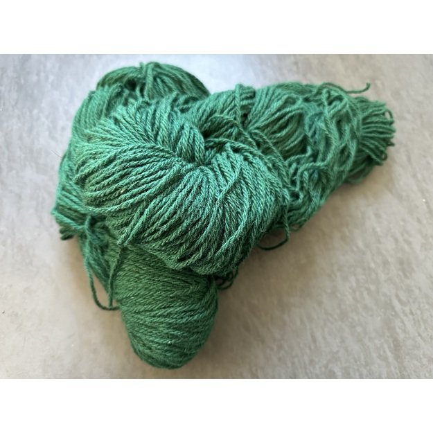 Natūrali 100% avies vilna, 100gr/ 210m, zalia