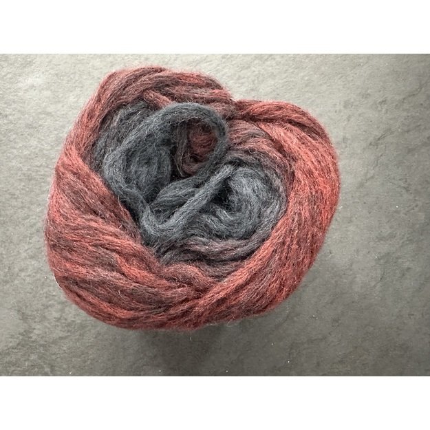GALA-50-  80% wool, 20% polyamide, 50 gr/125 m, Nr 108/111-rose bordo