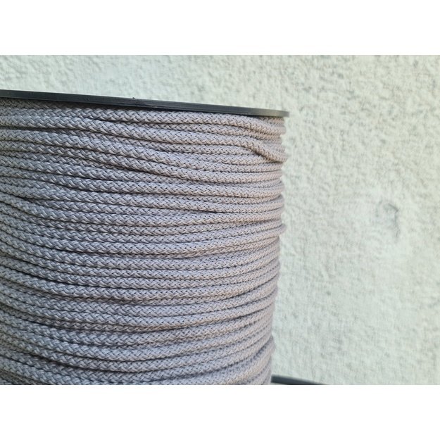 Virvelė megzta, poliesterinė, su užpildu, 5,5-6,0 mm - Nr 17
