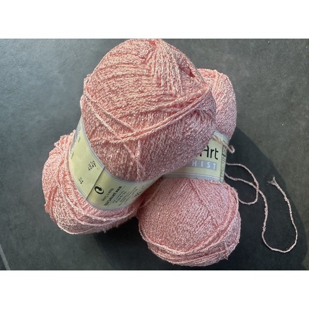 SOPHIST YarnArt- 56% Polyamide, 26% Soft Viscose, 18% Dralon, 100gr/ 400m, Nr 32