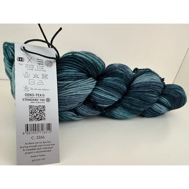 HAPPY FEET Gazzal- 75% Superwash Merino Wool, 25% Polyamide, 100gr/ 330m, Nr 3266